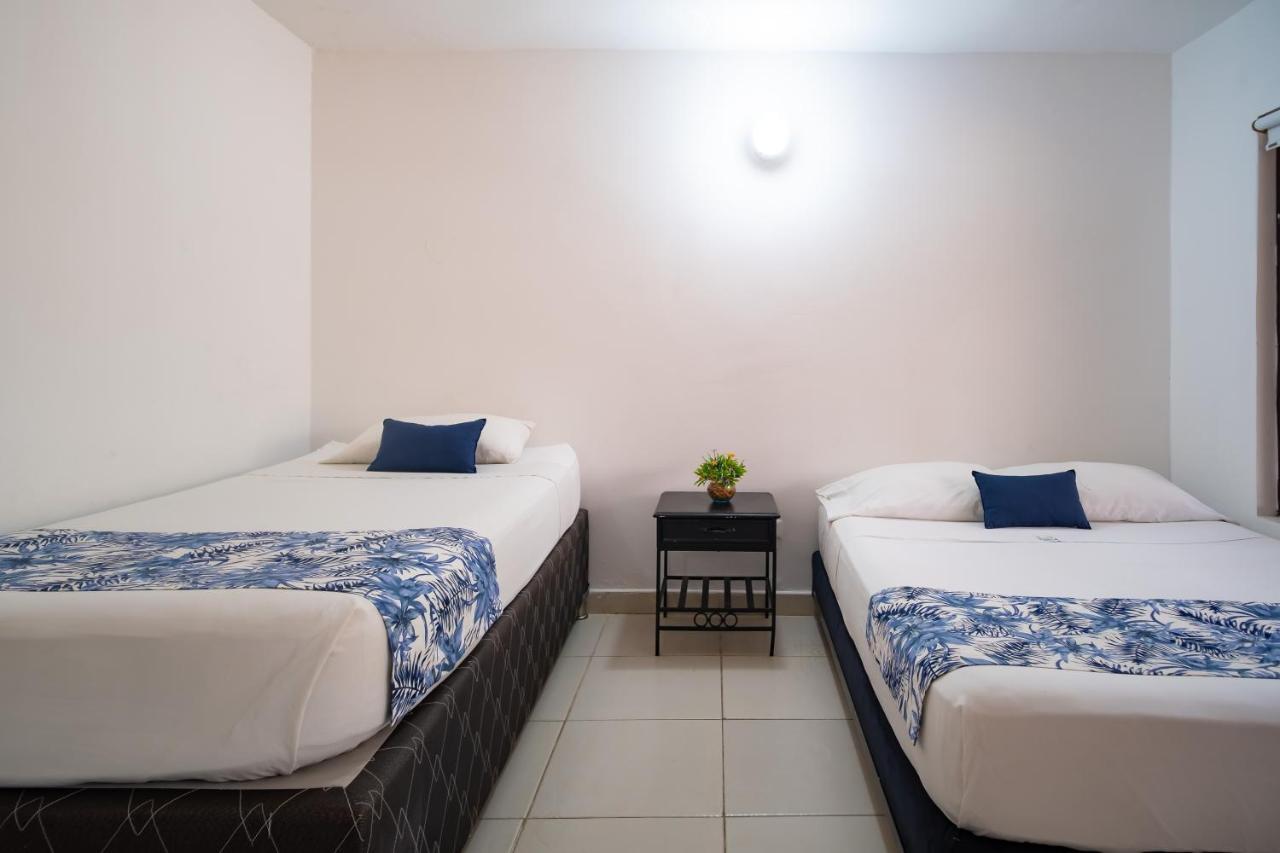 Playa Hawai Ibague Hotell Exteriör bild