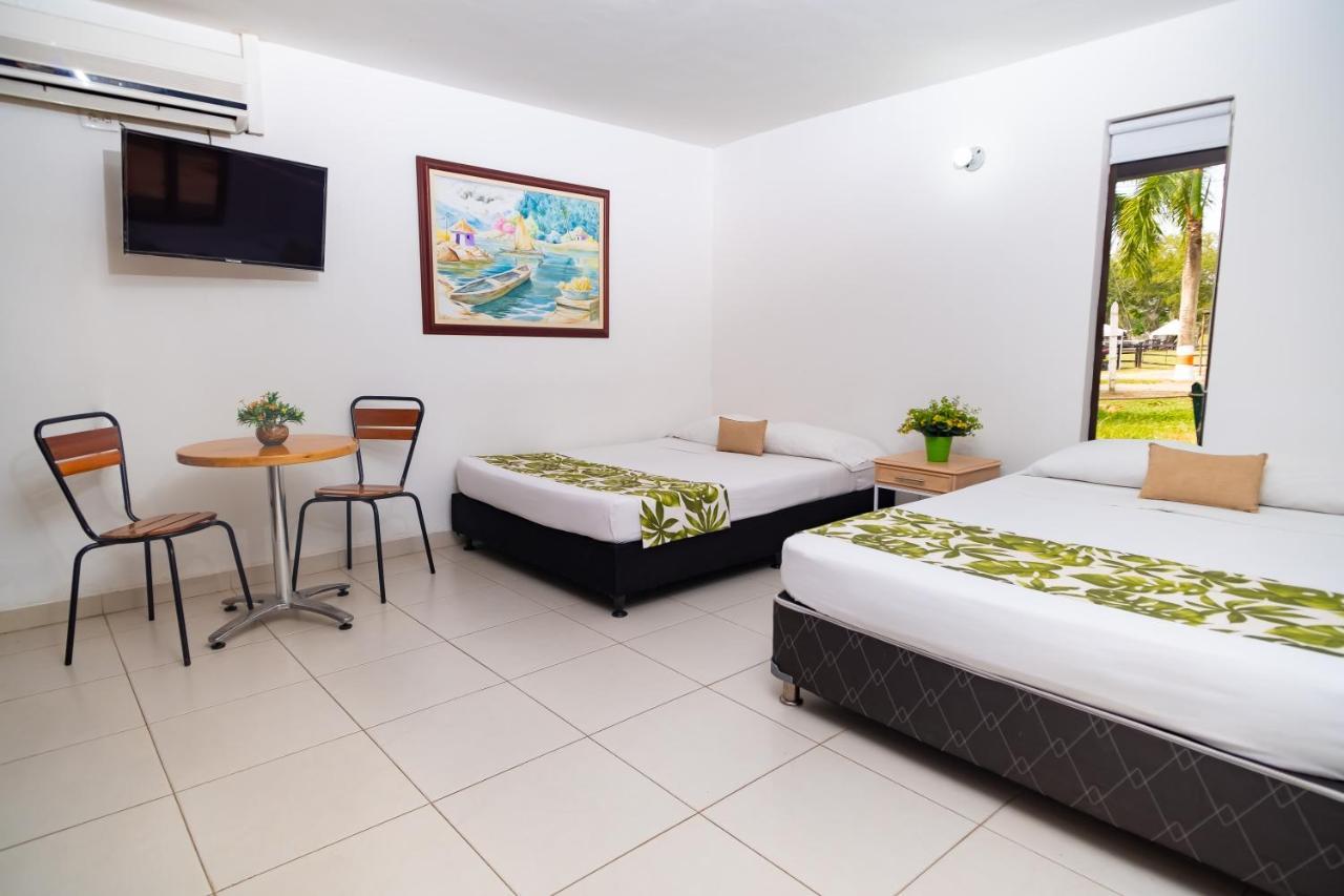 Playa Hawai Ibague Hotell Exteriör bild