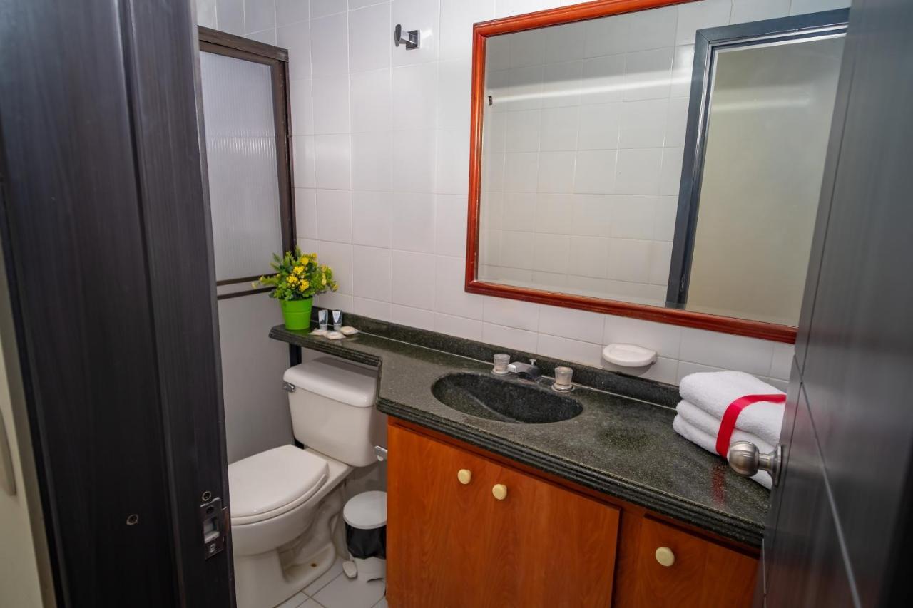 Playa Hawai Ibague Hotell Exteriör bild