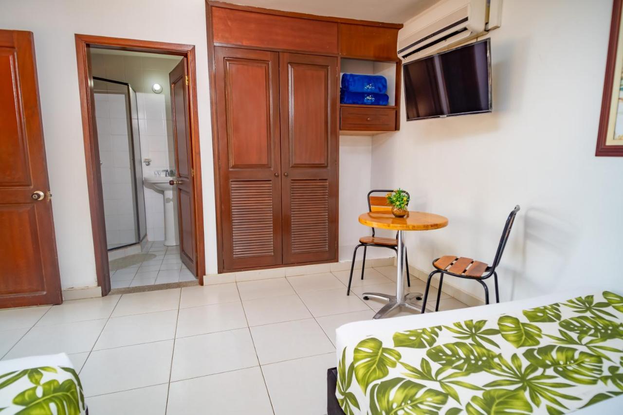 Playa Hawai Ibague Hotell Exteriör bild
