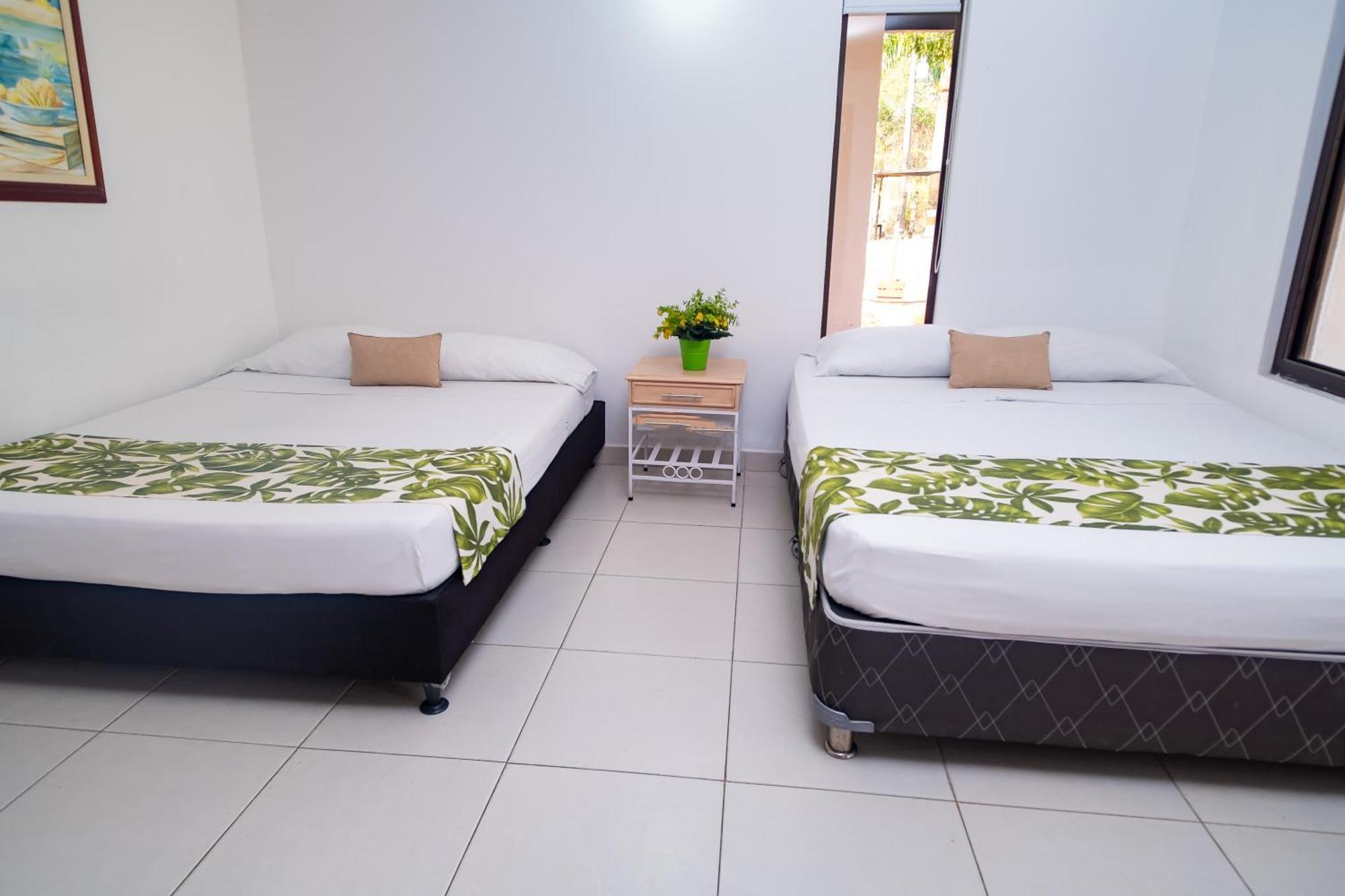 Playa Hawai Ibague Hotell Exteriör bild